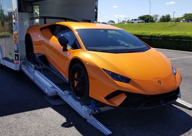 Driverless Auto Delivery, White Glove Auto Transportation in Canada